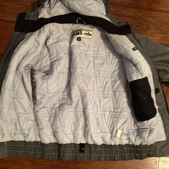 Vans winter ski jacket - Picture 4 of 7